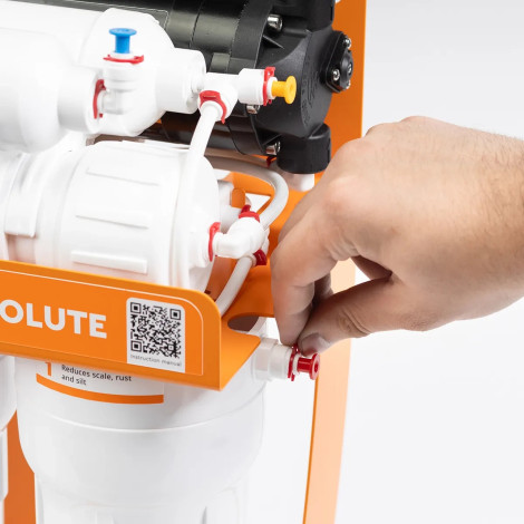 Фільтр зворотного осмосу Ecosoft Absolute з мінералізатором з помпою на станині (MO675MPSECO)